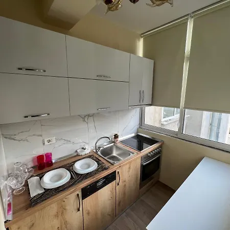 Evis House Apartman Tirana