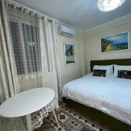 Apartman Evis House *